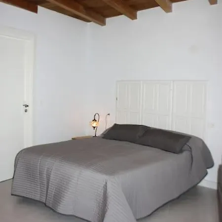 Casa Alacenas, *