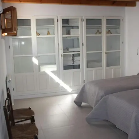 Casa Alacenas, *